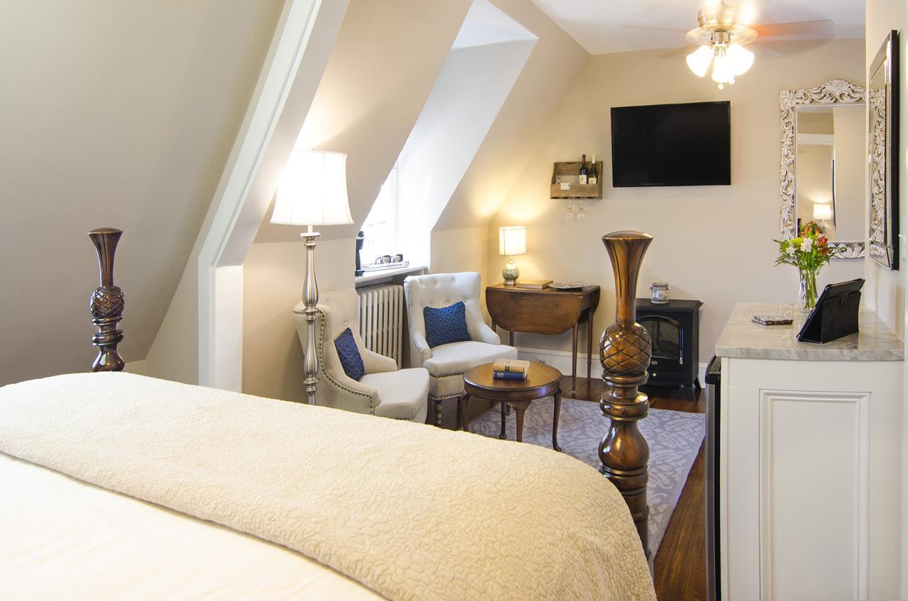 Hillbrook Inn & Spa (Adults Only) Чарлз-Таун Екстер'єр фото